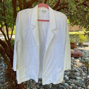 2pocket poly and rayon jacket made in  USA will send pressed